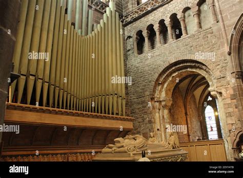 Chester Cathedral Organ Stock Photo - Alamy