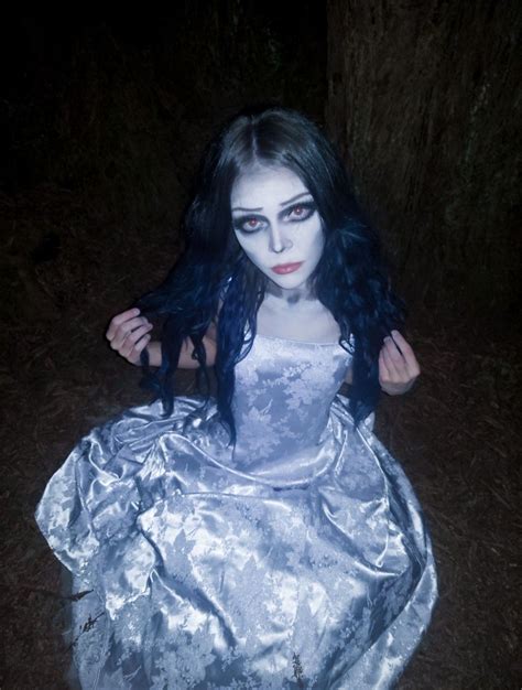 _littlefairygirl_ instagram Emily Corpse Bride Tim Burton Halloween Costume | Corpse bride ...