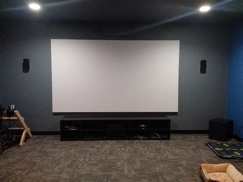 140" Projector Screen - Album on Imgur Home Theater Screens, Home Cinema Projector, Best Home ...