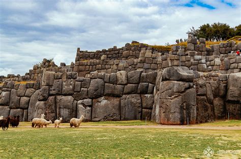 Sacsayhuamán, Peru: Visiting Cusco's Inca fortress [free travel guide]