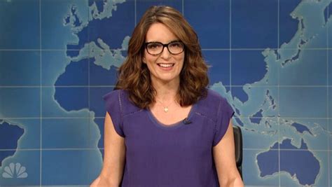 Tina Fey Taking Over SNL Gets A Little More Real | GIANT FREAKIN ROBOT