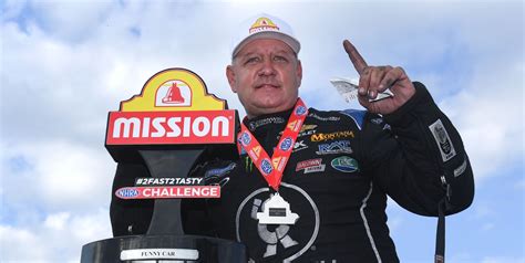 3-Time NHRA Funny Car Champ Robert Hight Taking Medical Leave from Racing