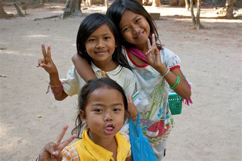 Alleviating Child Poverty in Cambodia - The Borgen Project