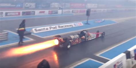 Jet-Powered Dragster Runs 5-Second 1/4 Mile at 308 MPH