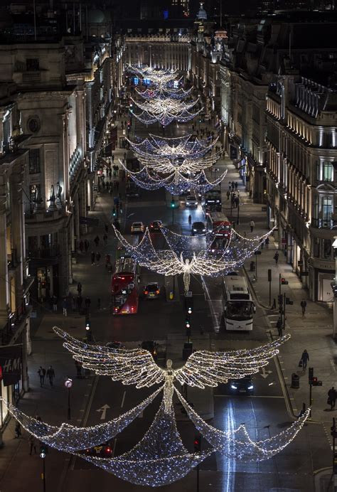 Regent Street Lights Up For Christmas Festivities - Secret London