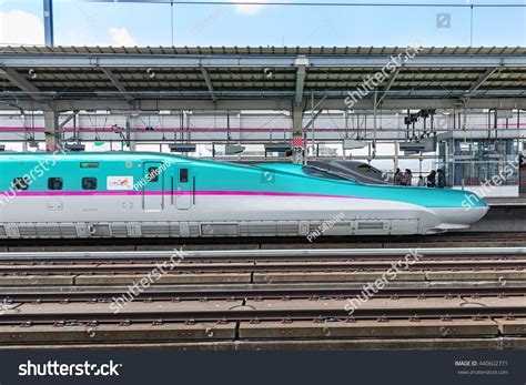 Bullet Train Side View: Over 111 Royalty-Free Licensable Stock Photos | Shutterstock