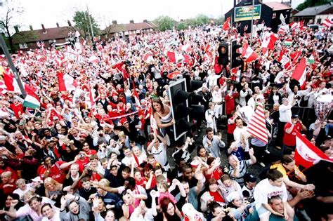 In Pictures: Liverpool FC fans through the years. - Liverpool Echo