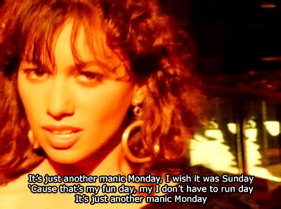 Nostalgic Gifs (The Bangles – Manic Monday (1986))