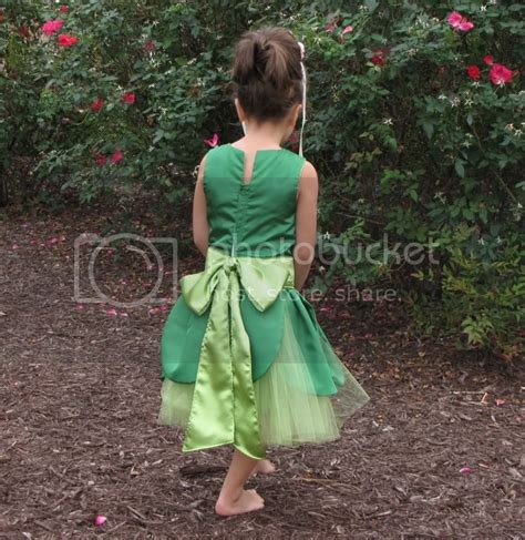 The Hobby Mommy: Homemade Tinkerbell Fairy Costume