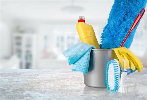 Cleaning With Bleach: Safety Tips and Alternatives