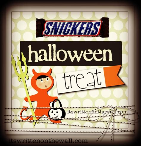 It's Written on the Wall: Halloween Treat Box-Snickers Candy Bars and More-So Much Fun!