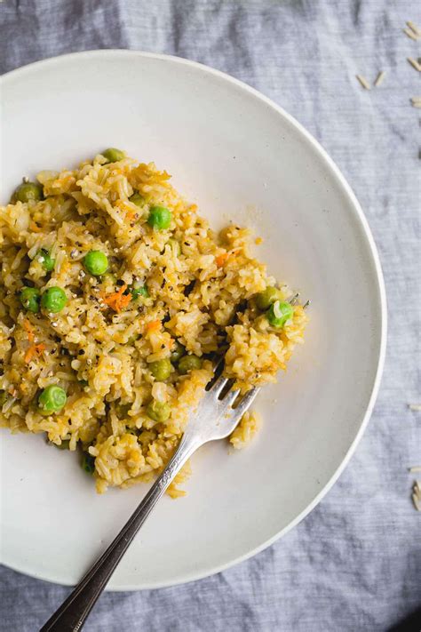 Brown Rice Risotto with Peas and Carrots – Salted Plains