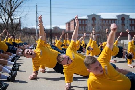 Ask Stew: How Can I Add Extra Workouts During Navy Boot Camp? | Military.com