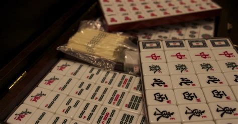 Simple Mahjong Rules for 3 or 4 Players | HobbyLark