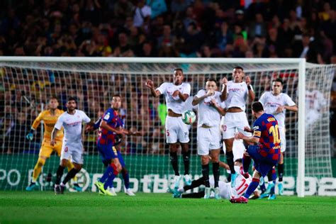 Lionel Messi Freekick: Barcelona Skipper scores an extraordinary free-kick during 4-0 Sevilla ...