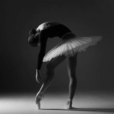 Black and White Ballet Photography by Alexander Yakovlev | Ballet photography, Ballet pictures ...