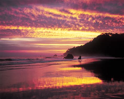 Manuel Antonio Beach, Costa Rica – Photography by Brian Luke Seaward