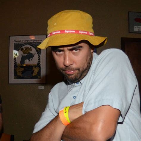 Eric Koston from CA USA Skateboarding Global Ranking Profile Bio, Photos, and Videos