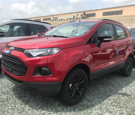 Ford EcoSport Photos and Specs. Photo: Ford EcoSport reviews big and 25 ...