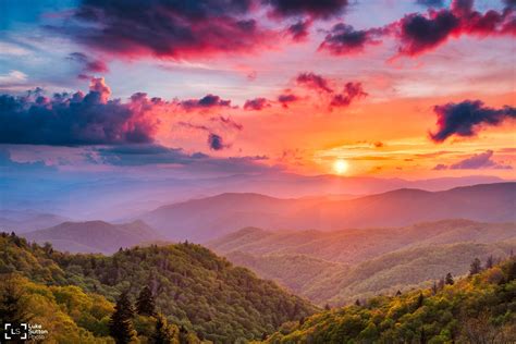 MichaelPocketList: Spring Sunset in the Blue Ridge Mountain in Western North Carolina[OC] [1000x667]