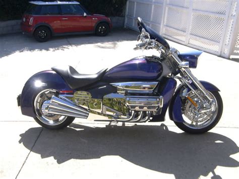 2004 HONDA VALKYRIE RUNE CUSTOM NRX1800 ALL CHROME WITH EXTRAS-RARE, NEVER DOWN