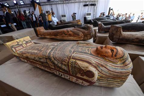 Dozens of Egyptian Mummies Discovered South Of Cairo | Ancient Origins