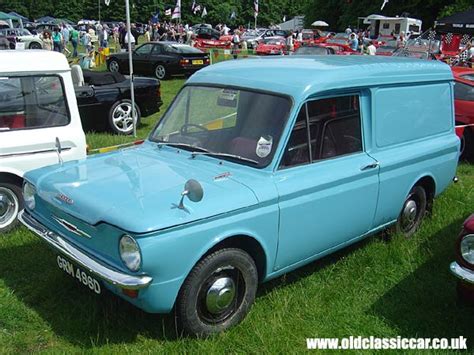 Pale Blue Commer Cob - Car Image 50 of 135 in this set