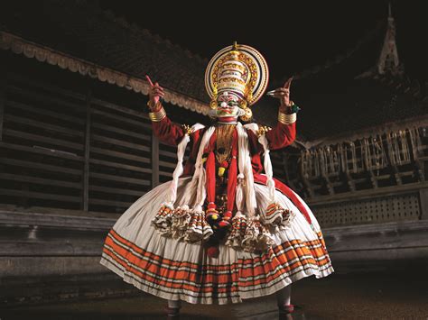 Daily Kathakali Show in Kerala - Yatramantra