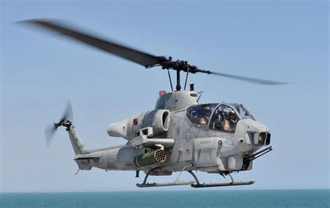 AH-1G (Bell 209) Huey Cobra/“Snake” Helicopter | Naval Helicopter Association Historical Society