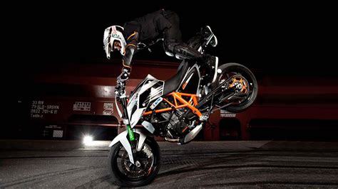 Bike Stunt wallpaper | 1920x1080 | #15605