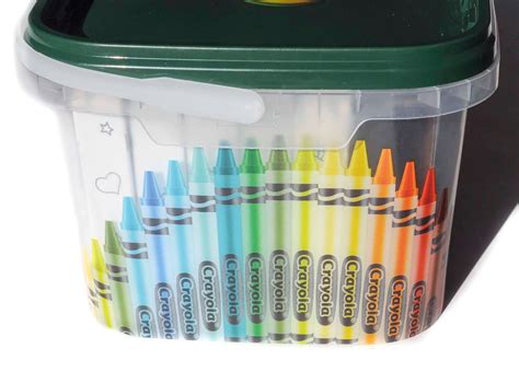 240 Count Crayola Crayon Tub | Jenny's Crayon Collection