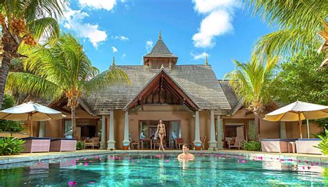 5 Best Luxury Hotels in Mauritius - DreamHotels Africa