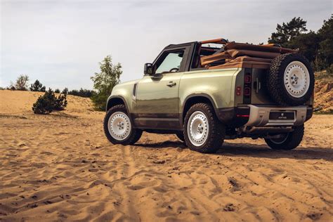 Land Rover Defender Convertible Valiance Cabrio 90 exterior alloy wheels | Niels van Roij Design