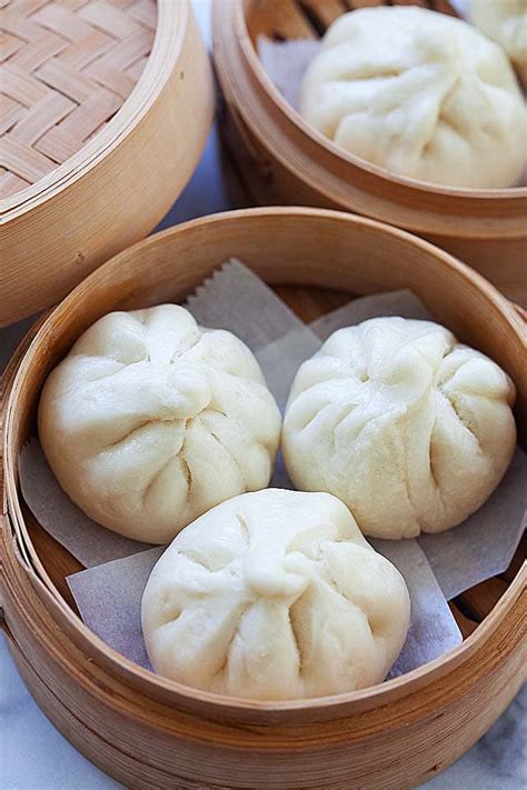 Steamed Chicken Buns (鸡仔包) - Rasa Malaysia