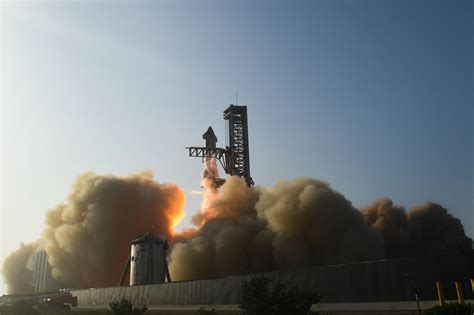 World's most powerful rocket causes serious damage at launch pad ...