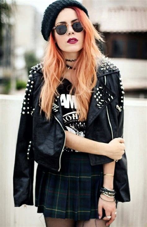 45 Notable Emo Style Outfits And Fashion Ideas