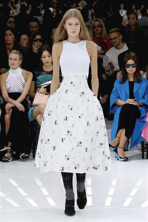 Christian Dior Haute Couture Spring-Summer 2019 Fashion Show - Galstyles.com