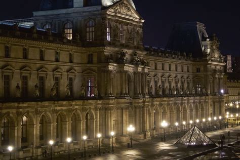 Louvre Evening Tour, private guided night visit of the museum. Evening ...