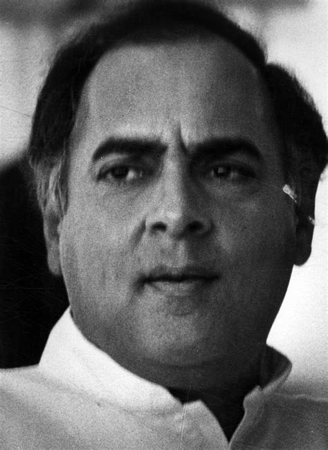 Rajiv Gandhi: Youngest Prime Minister at 40, who won the largest mandate | Political Pulse News ...