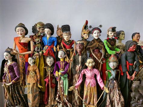 Wayang Golek Puppets - Kuluk Gallery