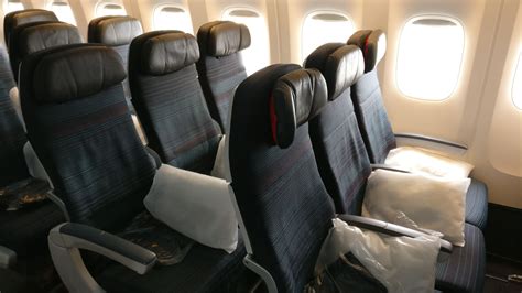 Air Canada Economy / Review: Air Canada A330-300 Economy Class from Montreal to ... / Listed ...