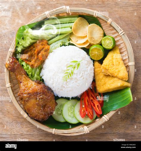 nasi putih sambal belacan - Dominic Johnston