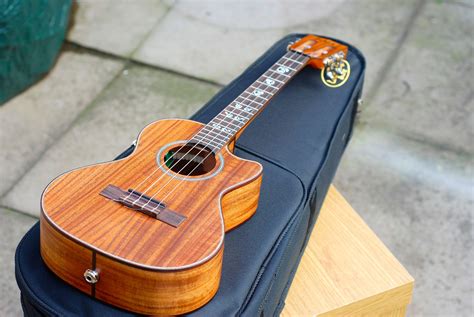 Kala KA-ASAC-TE/C Electro Tenor Ukulele - REVIEW