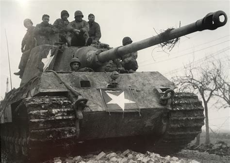 Panzerkampfwagen Tiger Ausf.B (Sd.Kfz.182) Tiger II