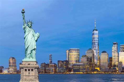 10 Iconic Landmarks in the US - Discover the Most Famous Landmarks of the United States - Go Guides