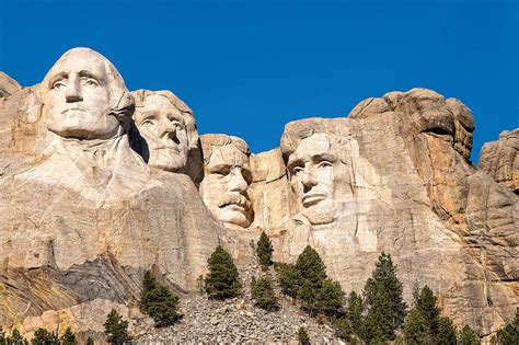 10 Iconic Landmarks in the US - Discover the Most Famous Landmarks of the United States – Go Guides