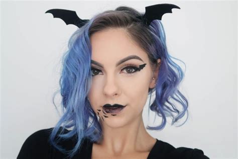 Fledermaus Kostüm zu Halloween mit Make-Up und Accessoires Halloween Makeup Inspiration ...