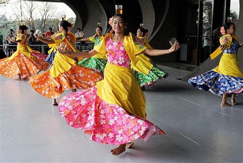 Festivities around the world | Filipino clothing, Dance women, Philippines culture