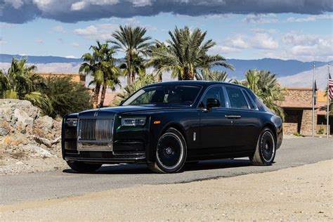 First Drive: 2023 Rolls-Royce Phantom XIII Series II | Driving