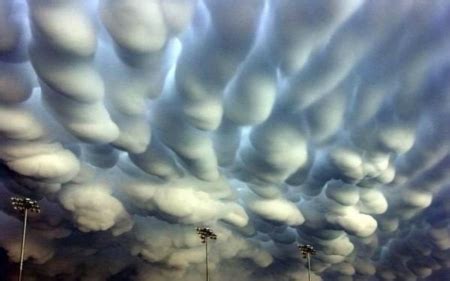 Mammatus Clouds - Sky & Nature Background Wallpapers on Desktop Nexus ...